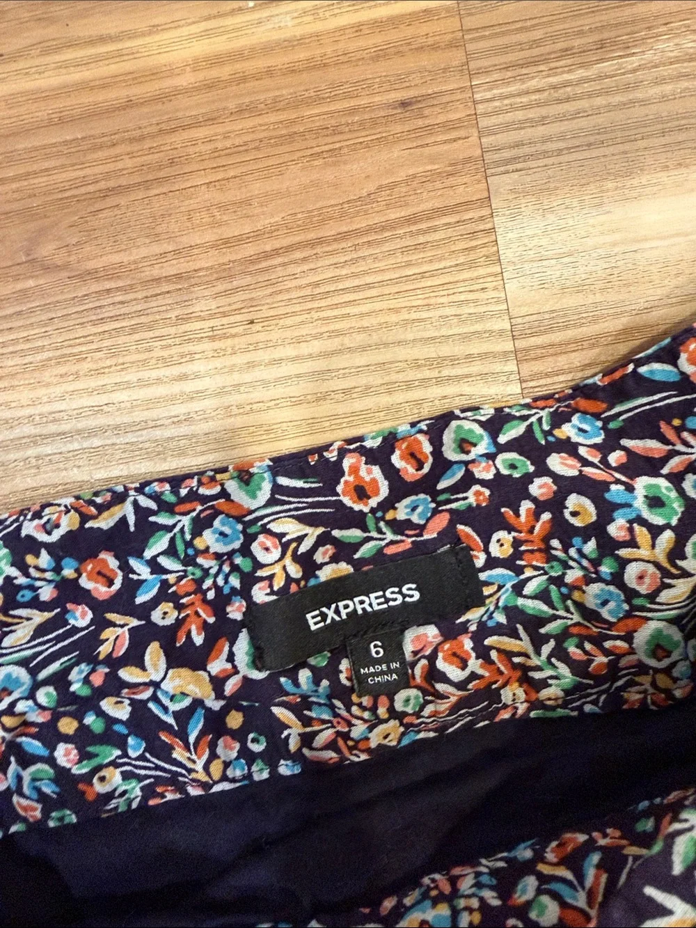 Express floral mini